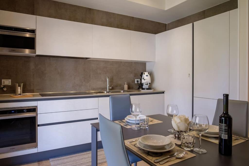 Caruso Luxury Apartment Napoli Eksteriør bilde