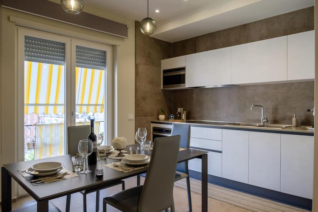 Caruso Luxury Apartment Napoli Eksteriør bilde
